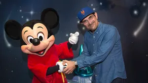 Ty Burrell Smiling On A Red Carpet Wallpaper