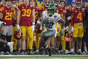 Tyjae Spears Tulane Football Action Wallpaper