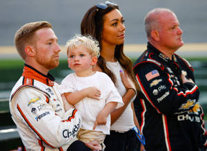 Tyler Reddick Enjoying Quality Time With His Family. Wallpaper