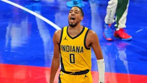 Tyrese Haliburton Indiana Pacers Court Action Wallpaper