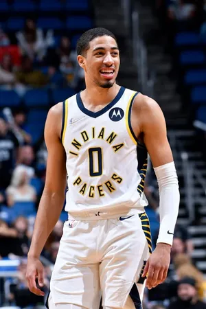 Tyrese Haliburton Indiana Pacers Court Smile Wallpaper