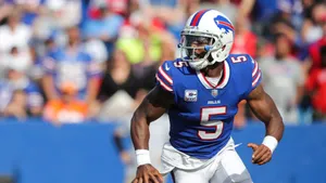 Tyrod Taylor Buffalo Bills Action Shot Wallpaper