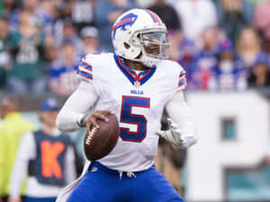 Tyrod Taylor Buffalo Bills Quarterback Action Wallpaper