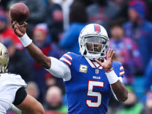 Tyrod Taylor Quarterback Action Bills Wallpaper