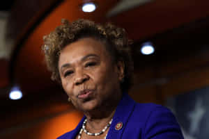 U.s. Representative Barbara Lee In Thoughtful Contemplation Wallpaper