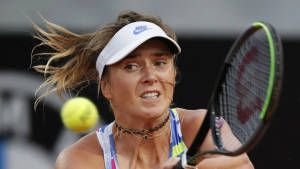 Ukrainian Tennis Powerhouse Elina Svitolina In Action Wallpaper