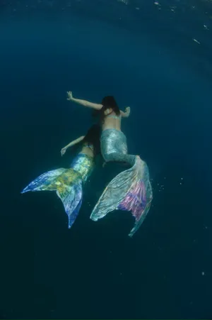 Underwater_ Mermaid_ Illusion Wallpaper