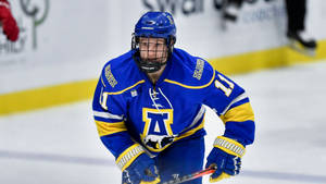 University Of Alaska Fairbanks Hockey Player Wallpaper