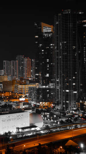 Unlock The Power Of Miami With An Iphone Wallpaper