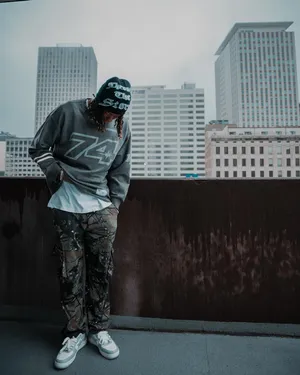 Urban Fashion Overlook720x900 Wallpaper