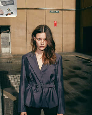 Urban Fashion Portrait Angel Place Wallpaper