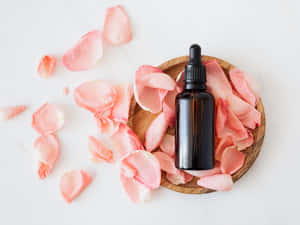 Using Essential Oils To Aromatherapize Your Home Wallpaper