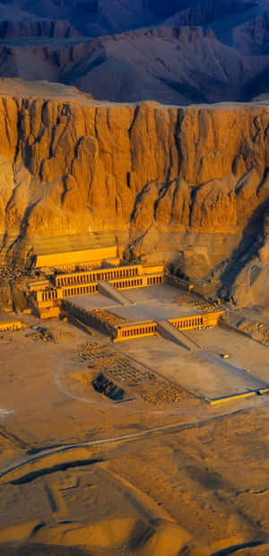 Valley Of The Kings Golden Hour Portrait Wallpaper