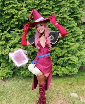 Vanessa Enoteca Cosplay Outdoor Wallpaper