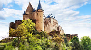 Vianden Castle Luxembourg Springtime Wallpaper