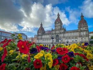 Vibrant Colors Corunna Wallpaper