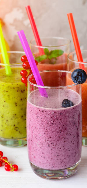 Vibrant Smoothie Delight Wallpaper