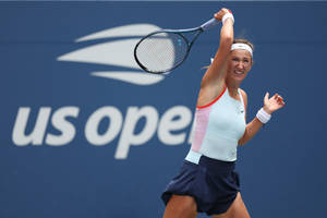 Victoria Azarenka In Action - Powerful Swing Wallpaper