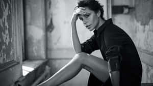 Victoria Beckham Fashion Icon Wallpaper