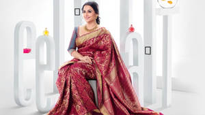 Vidya Balan In Brocade Saree Wallpaper