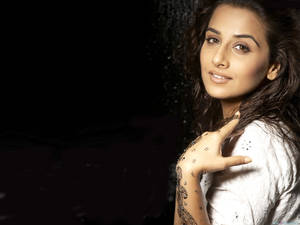 Vidya Balan Indian Superstar Wallpaper