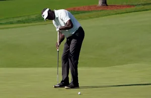 Vijay Singh Checking Golf Ball Wallpaper