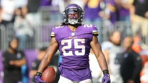 Vikings Player Number25 Celebration Wallpaper