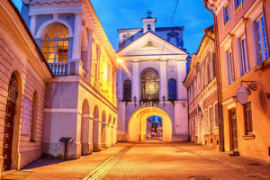 Vilnius Gates Of Dawn Wallpaper