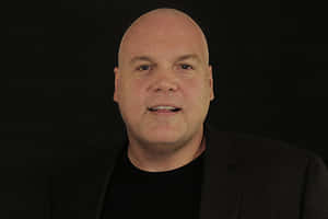 Vincent D'onofrio Striking A Pose In A Casual Outfit Wallpaper