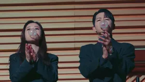 Vincenzo Clapping Wallpaper