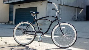 Vintage Beach Cruiser Bike On The Seashore Wallpaper