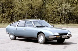 Vintage Citroen C X Classic Car Wallpaper