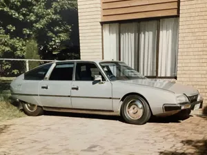 Vintage Citroen C X Parked Wallpaper