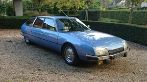 Vintage Citroen C X Parked Outdoors Wallpaper