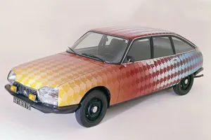 Vintage Citroen G S Harlequin Pattern Wallpaper
