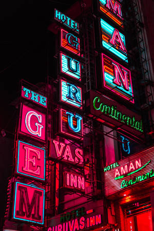 Vintage Hotel Signs Wallpaper