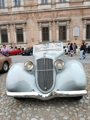 Vintage Lancia Aprilia Classic Car Exhibition Wallpaper