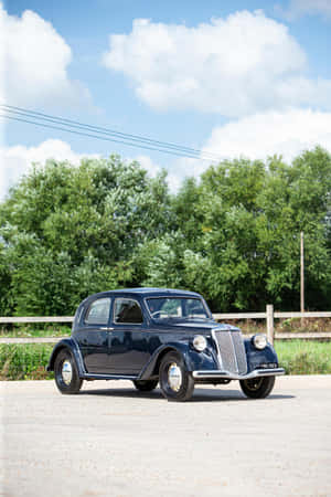 Vintage Lancia Aprilia Side View Wallpaper