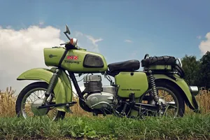 Vintage M Z Motorcyclein Field Wallpaper