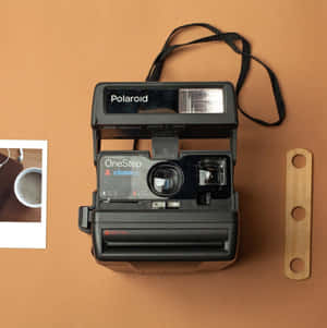 Vintage Polaroid One Step Closeup Camera Wallpaper