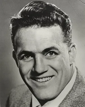 Vintage Portraitof Smiling Man Wallpaper