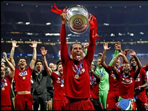 Virgil Van Dijk Tongue Out Wallpaper