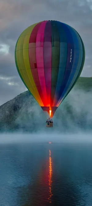 Vivo Y20 Hot Air Balloon Wallpaper