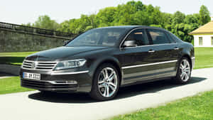 Volkswagen Phaeton Luxury Sedan Wallpaper