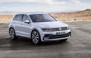 Volkswagen Tiguan Desert Backdrop Wallpaper