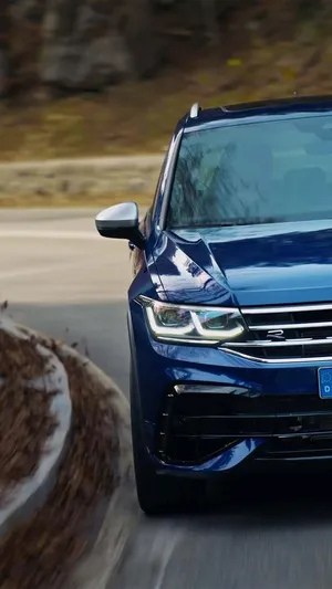 Volkswagen Tiguan Dynamic Drive Wallpaper