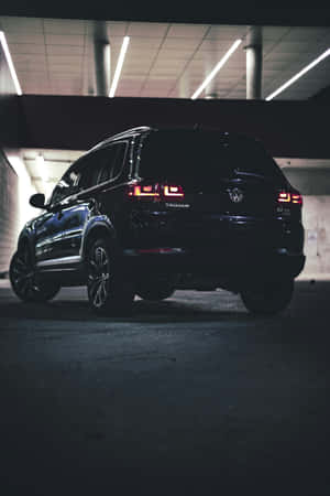 Volkswagen Tiguan Night Parking Wallpaper