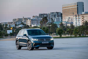 Volkswagen Tiguan Urban Backdrop Wallpaper