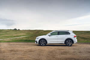 Volkswagen Tiguan White Side View Wallpaper