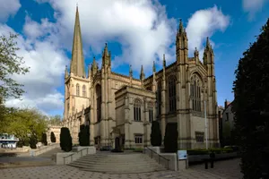 Wakefield Cathedral Exterior View Wallpaper